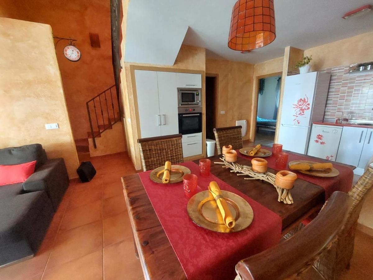 El Atico De Mijares Guest House Bagian luar foto