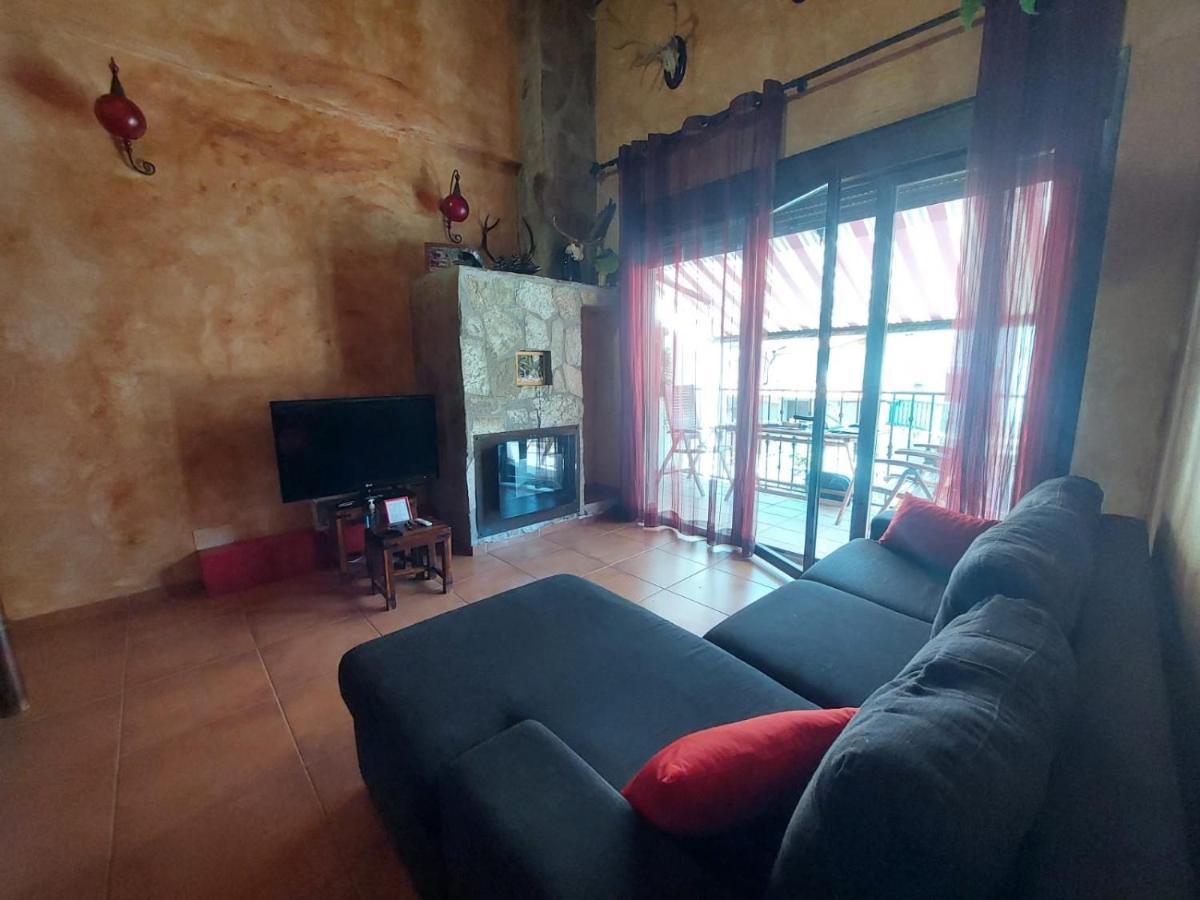El Atico De Mijares Guest House Bagian luar foto