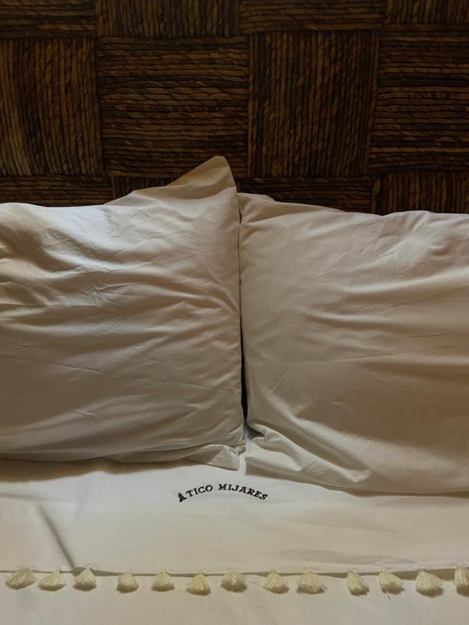 El Atico De Mijares Guest House Bagian luar foto