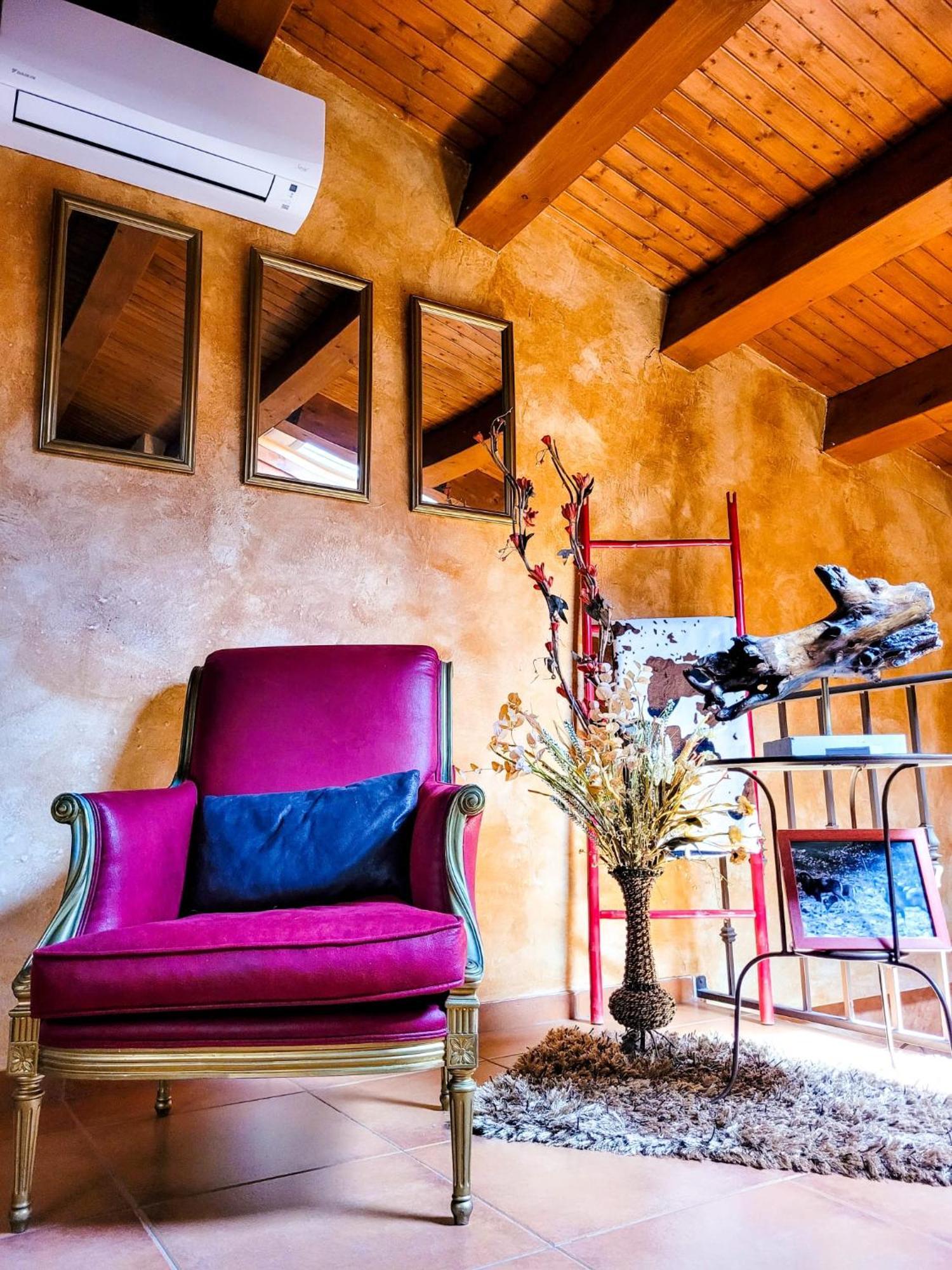 El Atico De Mijares Guest House Ruang foto